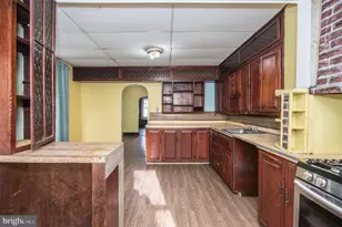 1471 Liberty St, Hamilton Township, NJ 08629 - Photo 10