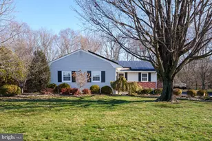 174 Hickory Corner Rd, Hightstown, NJ 08520 - Photo 1