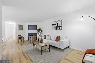 2412 Old Stone Mill Dr, East Windsor Township, NJ 08512 - Photo 2