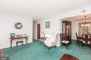 1027 Estates Blvd, Hamilton Township, NJ 08690 - Photo 8