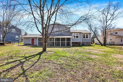 18 Lawnside Drive, Lawrence Township, NJ 08648 - Photo 2