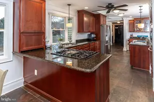 24 Camelia Ct, Lawrence Township, NJ 08648 - Photo 4