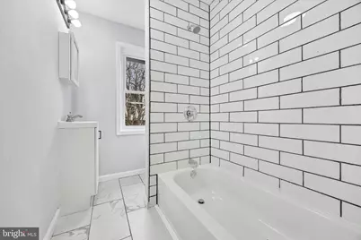 42 Laurel Avenue, Trenton, NJ 08618 - Photo 8