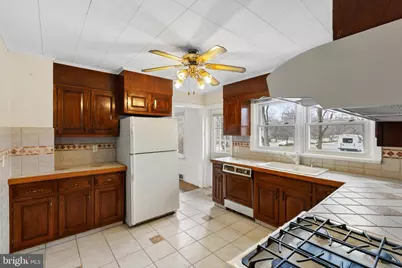 1205 Parkway Avenue, Ewing Township, NJ 08628 - Photo 12