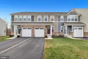 14 Pratt Ln, Lawrence Township, NJ 08648 - Photo 2