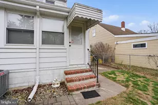 51 Unwin Dr, Hamilton Township, NJ 08610 - Photo 8