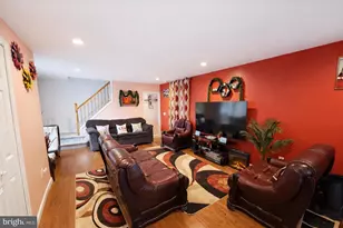 1045 Quinton Ave, Trenton, NJ 08629 - Photo 2