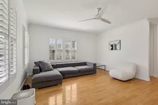 228 S Main St, Pennington, NJ 08534 - Photo 6