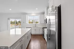 140 ADA Hightower Ave, Pennington, NJ 08534 - Photo 4