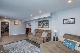 14 Jesse Dr, Hamilton Township, NJ 08619 - Photo 16