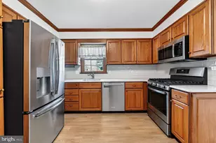 3 Delotto Dr, Hamilton Township, NJ 08619 - Photo 6