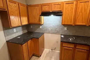 1050 Lamberton St, Trenton, NJ 08611 - Photo 8