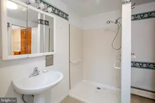 52 Leuckel Ave, Hamilton Township, NJ 08619 - Photo 14