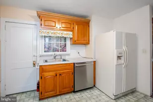 52 Leuckel Ave, Hamilton Township, NJ 08619 - Photo 12