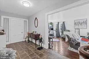 218 Sanhican Dr, Trenton, NJ 08618 - Photo 4