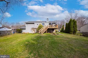29 Hawthorne Ln, Hightstown, NJ 08520 - Photo 8