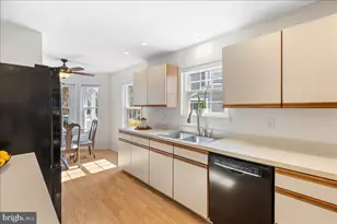 12 Stonerise Dr, Lawrence, NJ 08648 - Photo 6