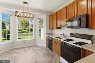 80 Nightingale Dr, Hamilton Township, NJ 08690 - Photo 4