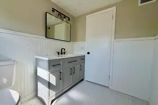 255 Regina Ave, Hamilton Township, NJ 08619 - Photo 22
