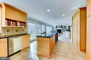 9 Jamieson Pl, Princeton Junction, NJ 08550 - Photo 22