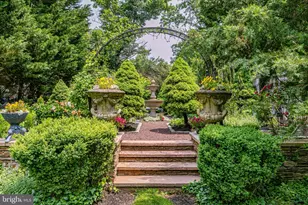 240 Library Pl, Princeton, NJ 08540 - Photo 2