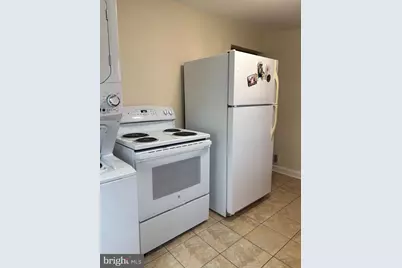 124 Dey Street #UNIT B, RIGHT SIDE, Hightstown, NJ 08520 - Photo 10