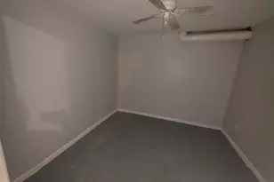 611 Artisan St, Trenton, NJ 08618 - Photo 12