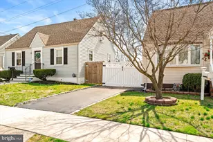 250 Edward Ave, Hamilton Township, NJ 08610 - Photo 2