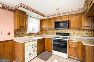 250 Edward Ave, Hamilton Township, NJ 08610 - Photo 8