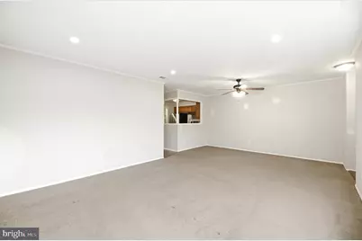 151 Wyndham Place, Robbinsville Township, NJ 08691 - Photo 6
