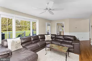 14 Honeysuckle Dr, Robbinsville, NJ 08691 - Photo 10