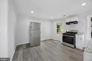 566 Rutherford Ave, Trenton, NJ 08618 - Photo 4