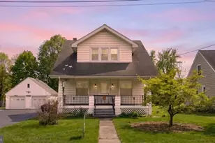 312 Monmouth St, Hightstown, NJ 08520 - Photo 2