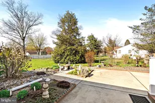 6 Stanley Dr, Robbinsville Township, NJ 08691 - Photo 32