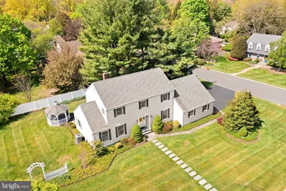 9 Holly Lane, Lawrenceville, NJ 08648 - Photo 2