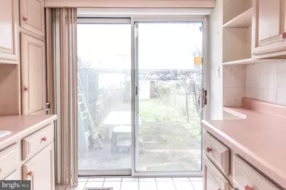 212 Hewitt Street, Trenton, NJ 08611 - Photo 10