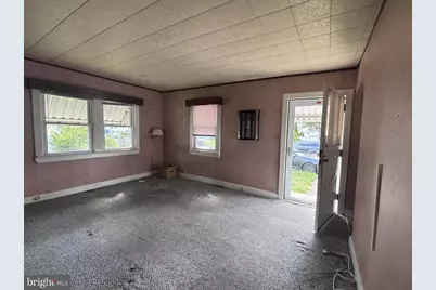 254 Watson Avenue, Hamilton Township, NJ 08610 - Photo 2