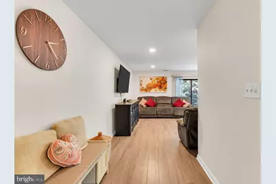 138 Wyndham, Robbinsville Township, NJ 08691 - Photo 4