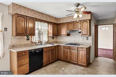51 Bolton Road, Trenton, NJ 08610 - Photo 4