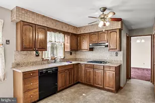 51 Bolton Rd, Trenton, NJ 08610 - Photo 4