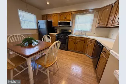9 Krueger La, Hamilton Township, NJ 08620 - Photo 4