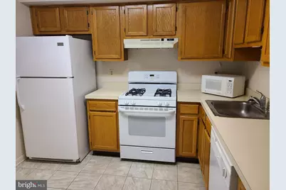 308 Trinity Court #11, Princeton, NJ 08540 - Photo 4