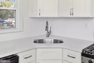 306 Berwyn Ave, Ewing Township, NJ 08618 - Photo 16
