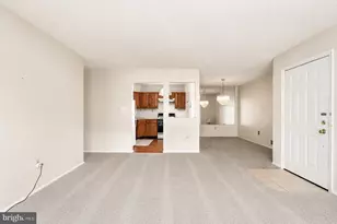 41 Cheverny Ct, Hamilton Township, NJ 08619 - Photo 6