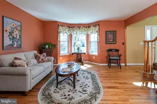 8 Poinsett Dr, Lawrence Township, NJ 08648 - Photo 12