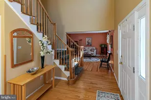 8 Poinsett Dr, Lawrence Township, NJ 08648 - Photo 4