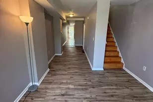 26 Bond St, Trenton, NJ 08618 - Photo 12