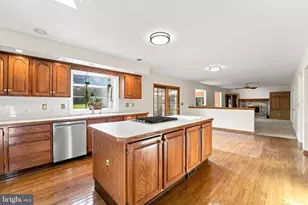 3 N Field Ct, Trenton, NJ 08648 - Photo 12