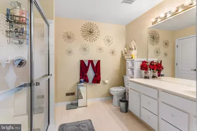 172 Federal Point Boulevard, Lawrence Township, NJ 08648 - Photo 16
