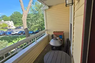 27 Huber Ct, Hightstown, NJ 08520 - Photo 8